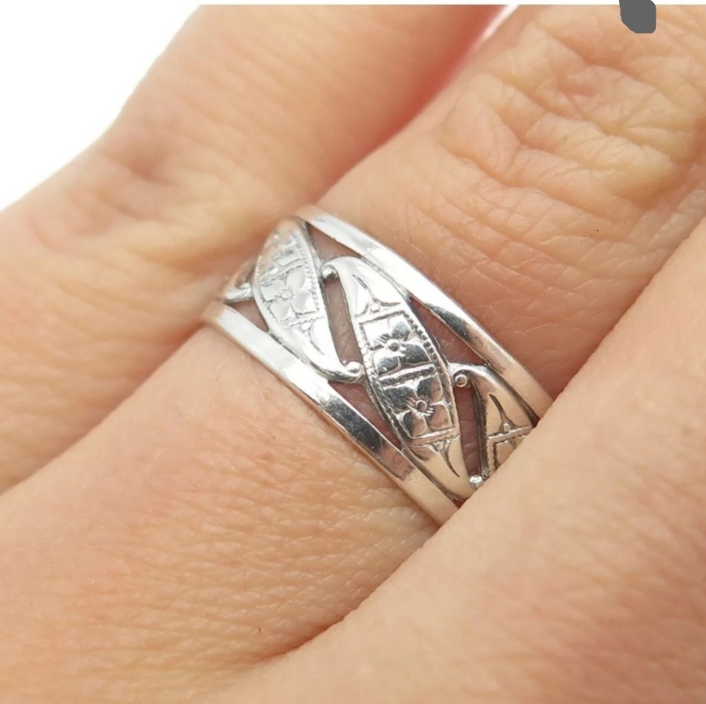 Antique Uncas 925 Sterling Silver Ring